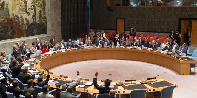 El Consejo de Seguridad vota la resolución sobre armas pequeñas. Foto: ONU/Evan Schneider