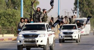 Rusia destruye los puestos de mando del EI en las montañas de Siria durante sus primeros ataques