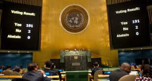 La Asamblea General aprueba resolución que solicita el fin del bloqueo de Estados Unidos contra Cuba. La votación fue de 191 votos a favor y 2 en contra (Estados Unidos e Israel). 27 de octubre de 2015. Foto ONU/ Cia Pak