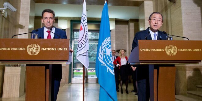 El Secretario General de la ONU, Ban Ki-moon, y la Sra. Ban visitan un centro de recepción de refugiados en la Comunidad de Sant Egidio, en Roma, 17 de octubre de 2015. Captura de video UNIFEED. Foto ONU/Jean Marc Ferre