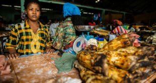 Mercado en Monrovia, Liberai. Foto UNDP/Morgana Wingard