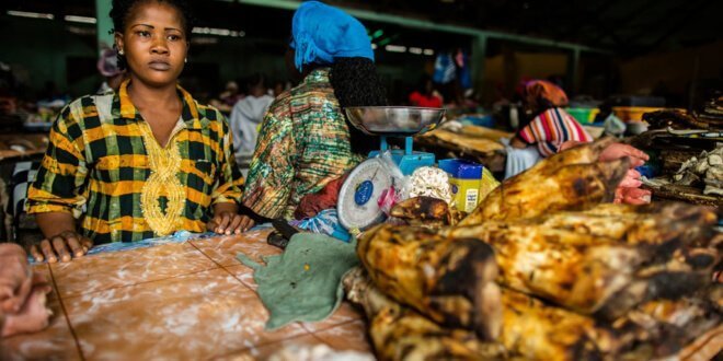 Mercado en Monrovia, Liberai. Foto UNDP/Morgana Wingard