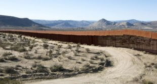 Muro que separa Estados Unidos de México. Jerome Sessini Magnum Photos