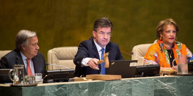 Miroslav Lajcák inaugura el 72º periodo de sesiones de la Asamblea General de la ONU. Foto: ONU/Kim Haughton