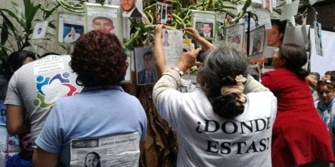 La Oficina en México del Alto Comisionado de las Naciones Unidas para los Derechos Humanos (ONU-DH) participa en un acto para exigir a la Cámara de Diputados que apruebe la ley general sobre desaparición de personas. Foto: ONU DH México