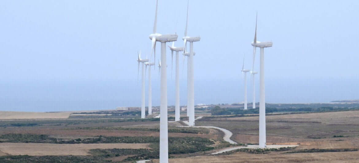 La energía eolíca representa una alternativa para reducir la dependencia del carbón. Foto de archivo: Banco Mundial/Dana Smillie
